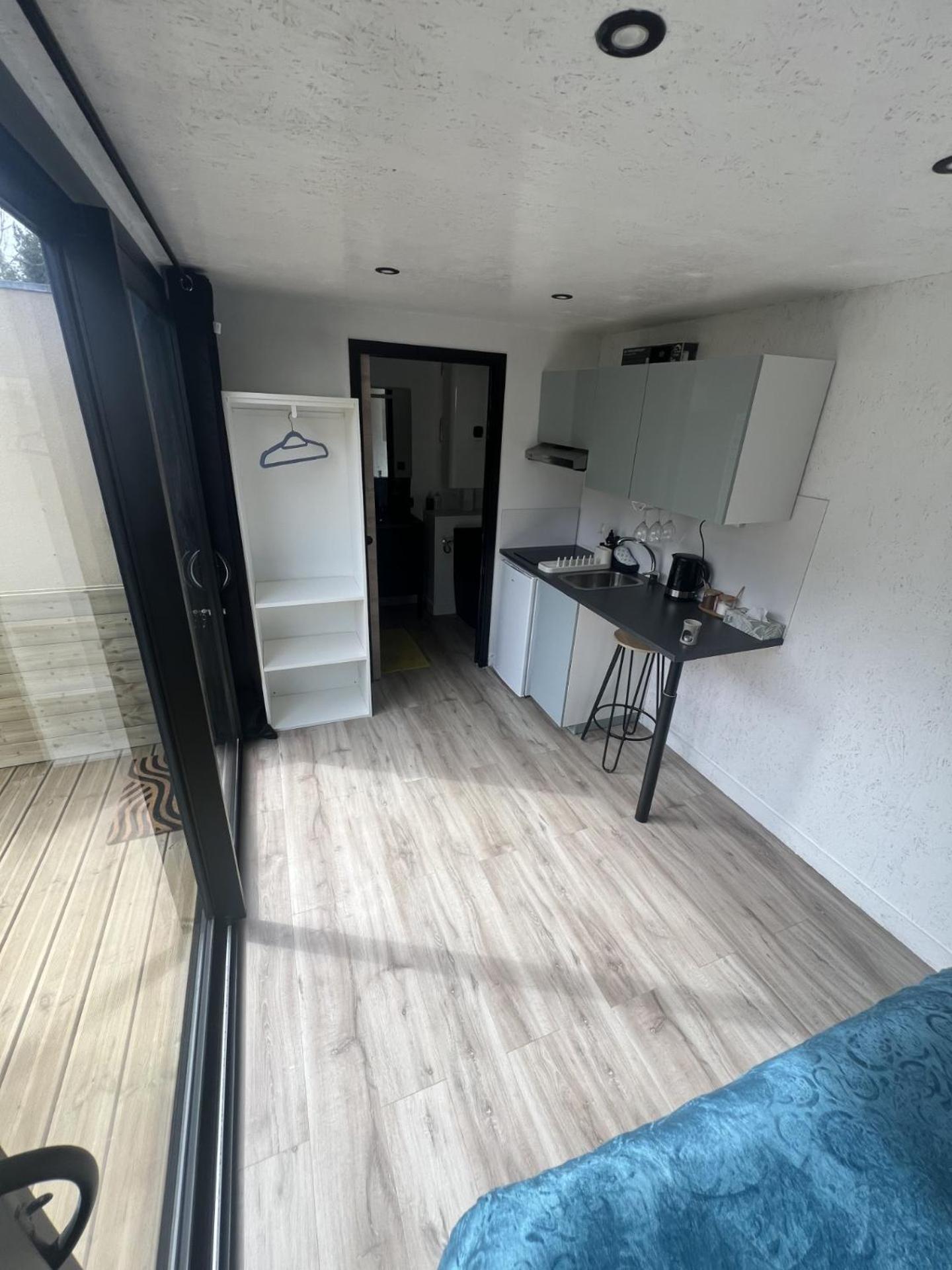 Le Container Apartment *